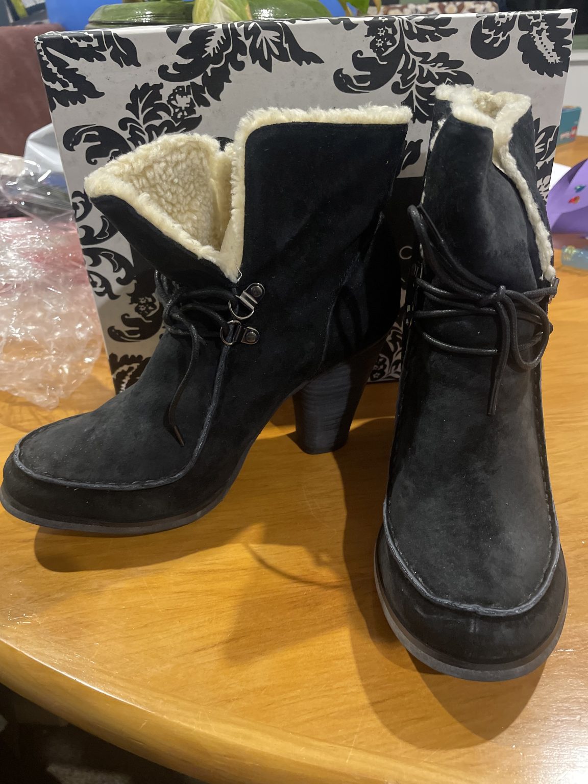 Zola Lamont Black Suede Size 40 Boots