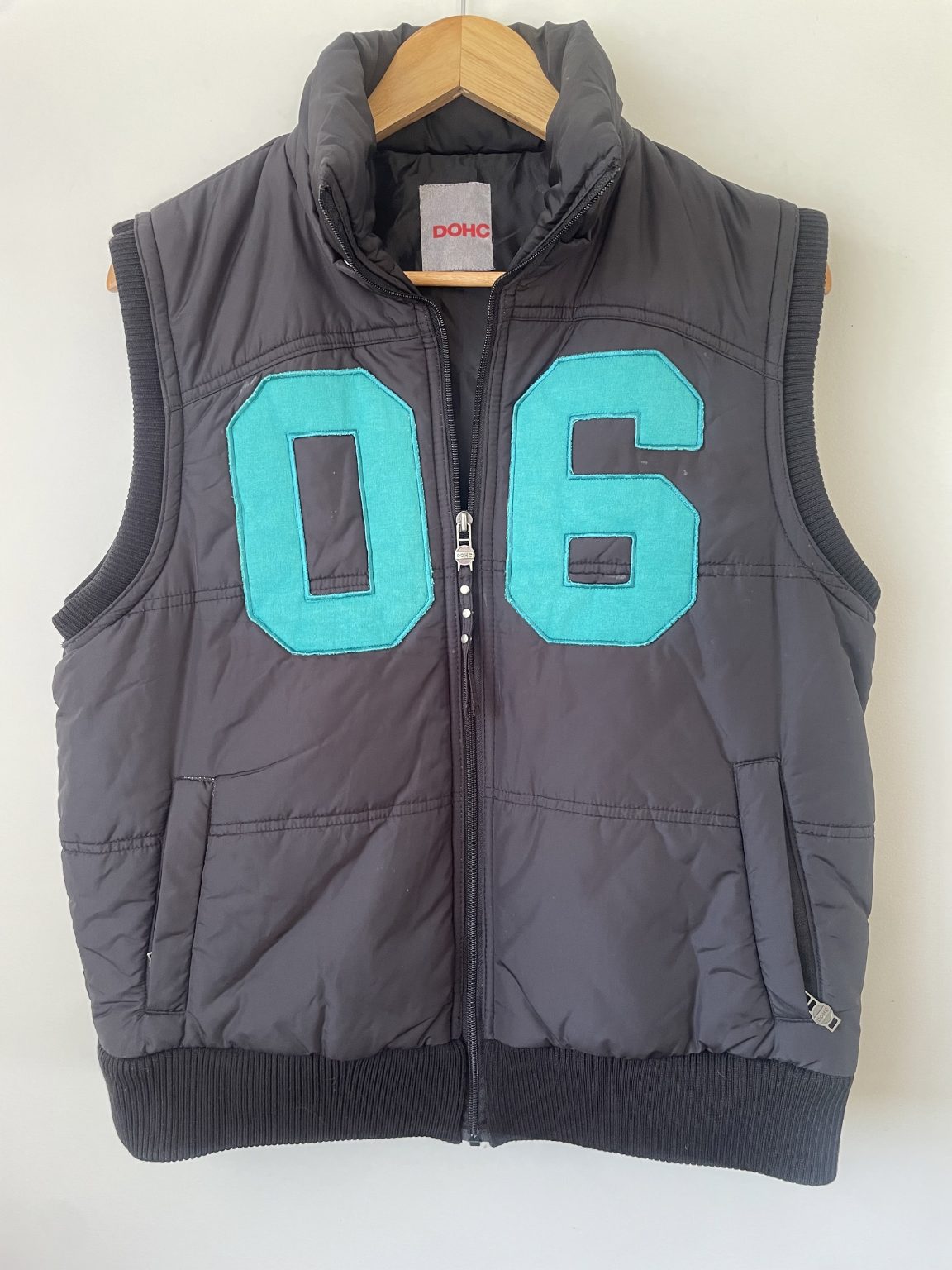 DOHC Revolution Size L Sleeveless Puffer Jacket