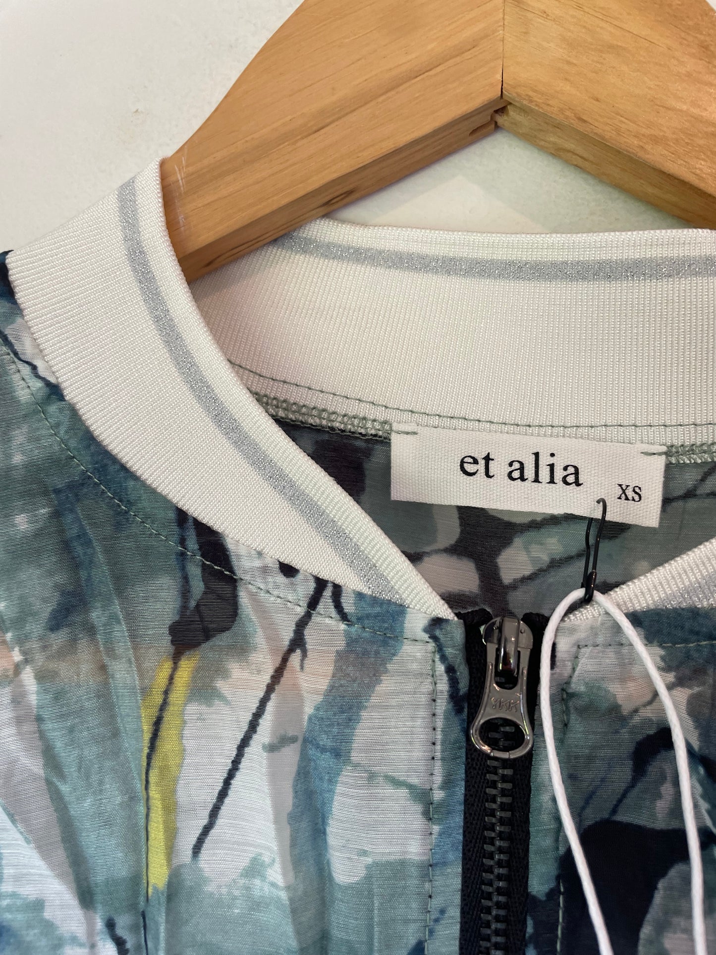 *Designer Clearance* et alia Size XS Gadsby Bomber