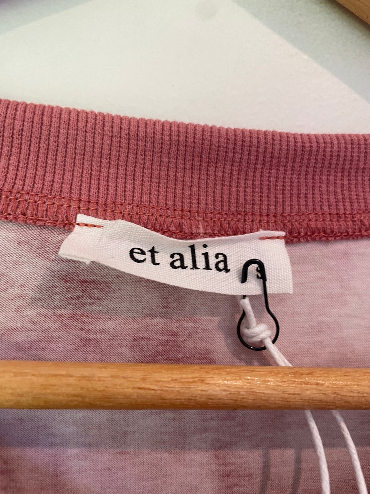 *Designer Clearance* et alia Arlo Lounge Sweat
