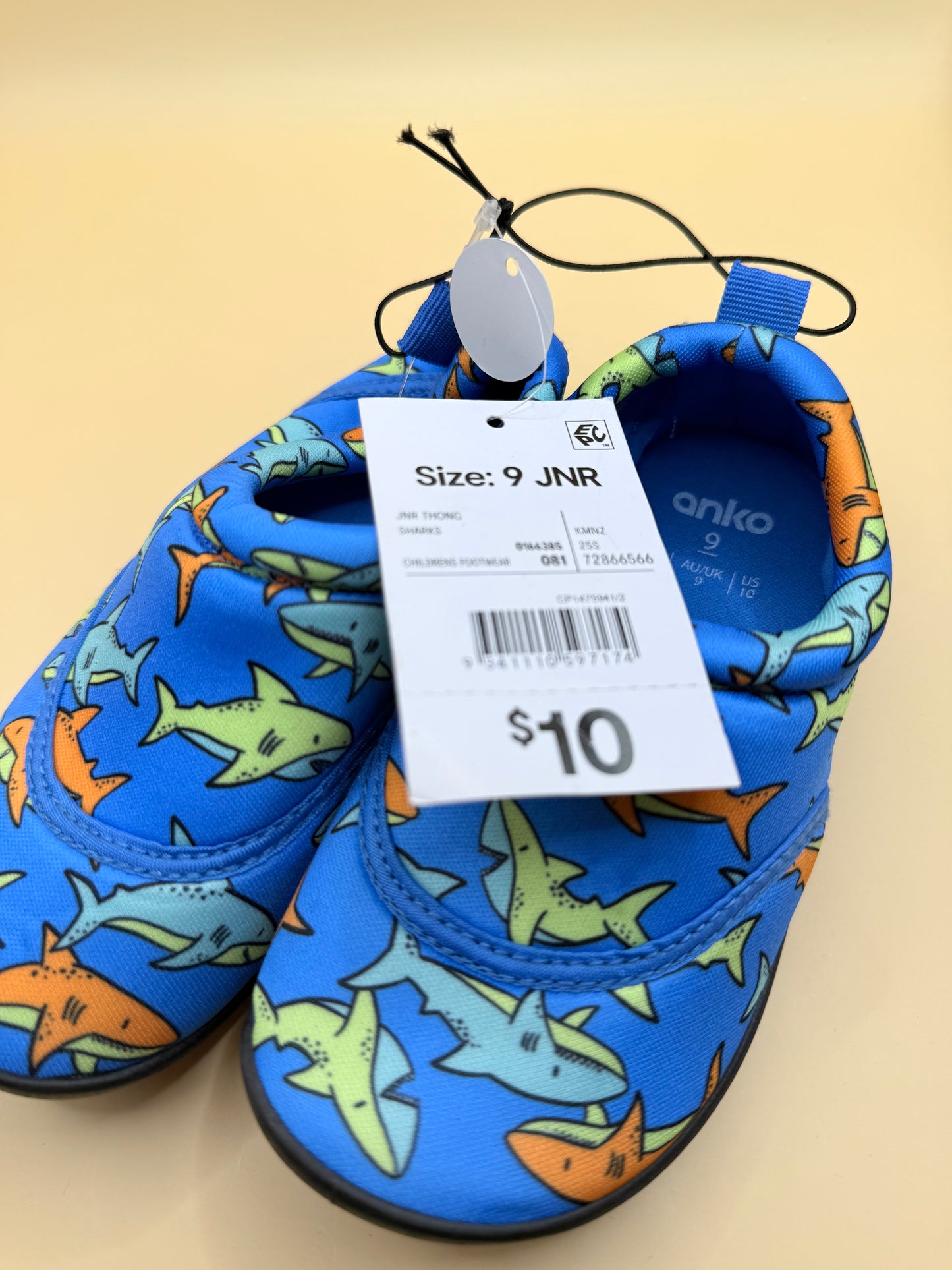 Anko Kids' Size 9 JNR Shark Print Water Shoes