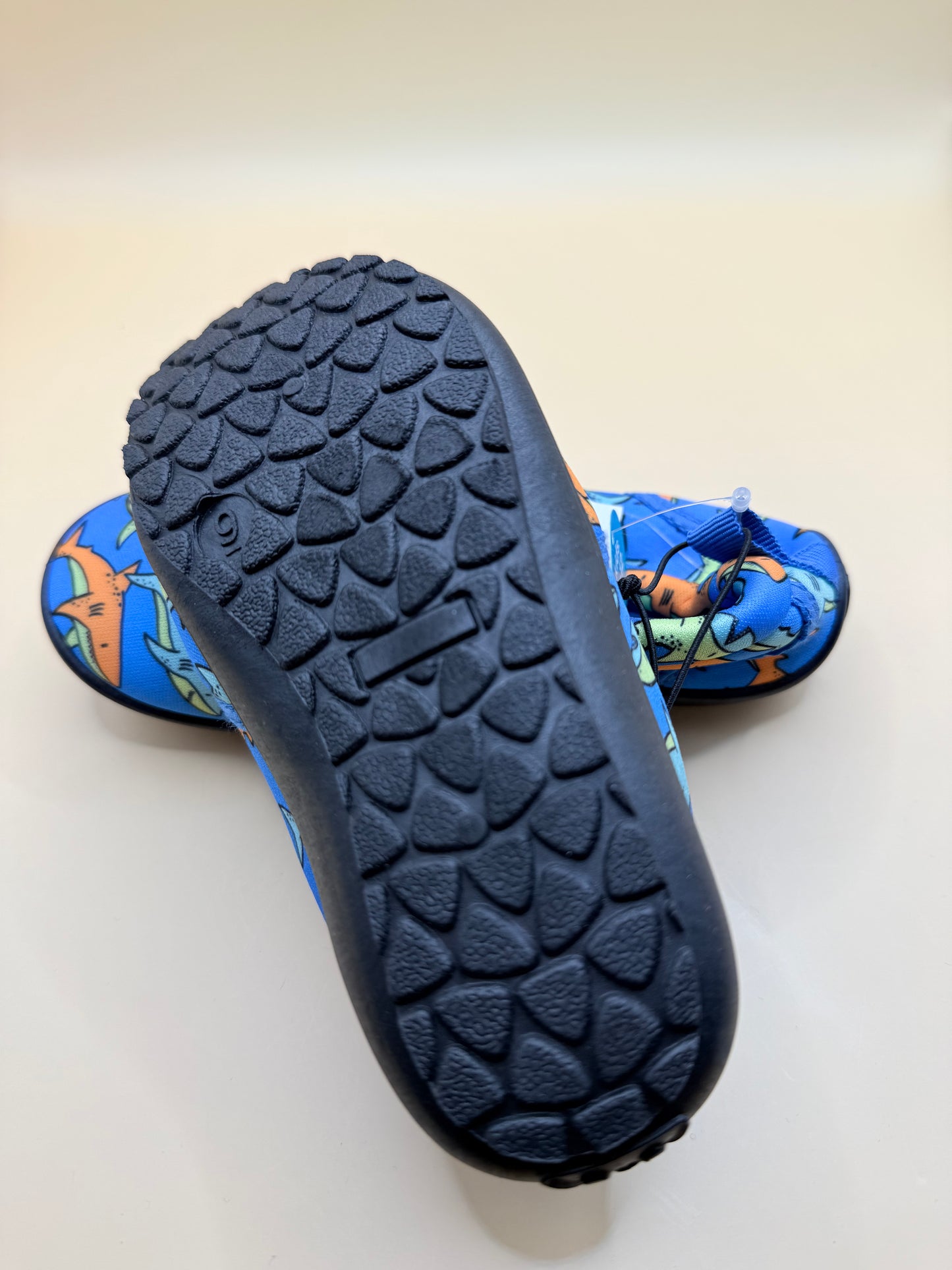 Anko Kids' Size 9 JNR Shark Print Water Shoes