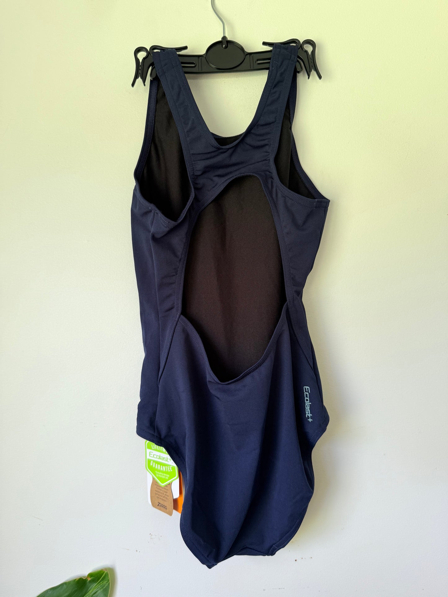 Zoggs Size 8 Cottesloe Sportsback Girls Swimsuit Navy