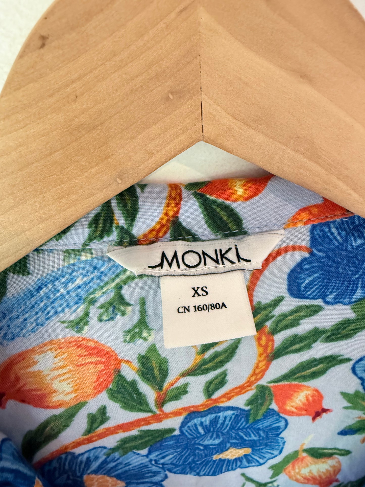 Monkl Size XS Floral Print Button-Up Long Sleeve Shirt
