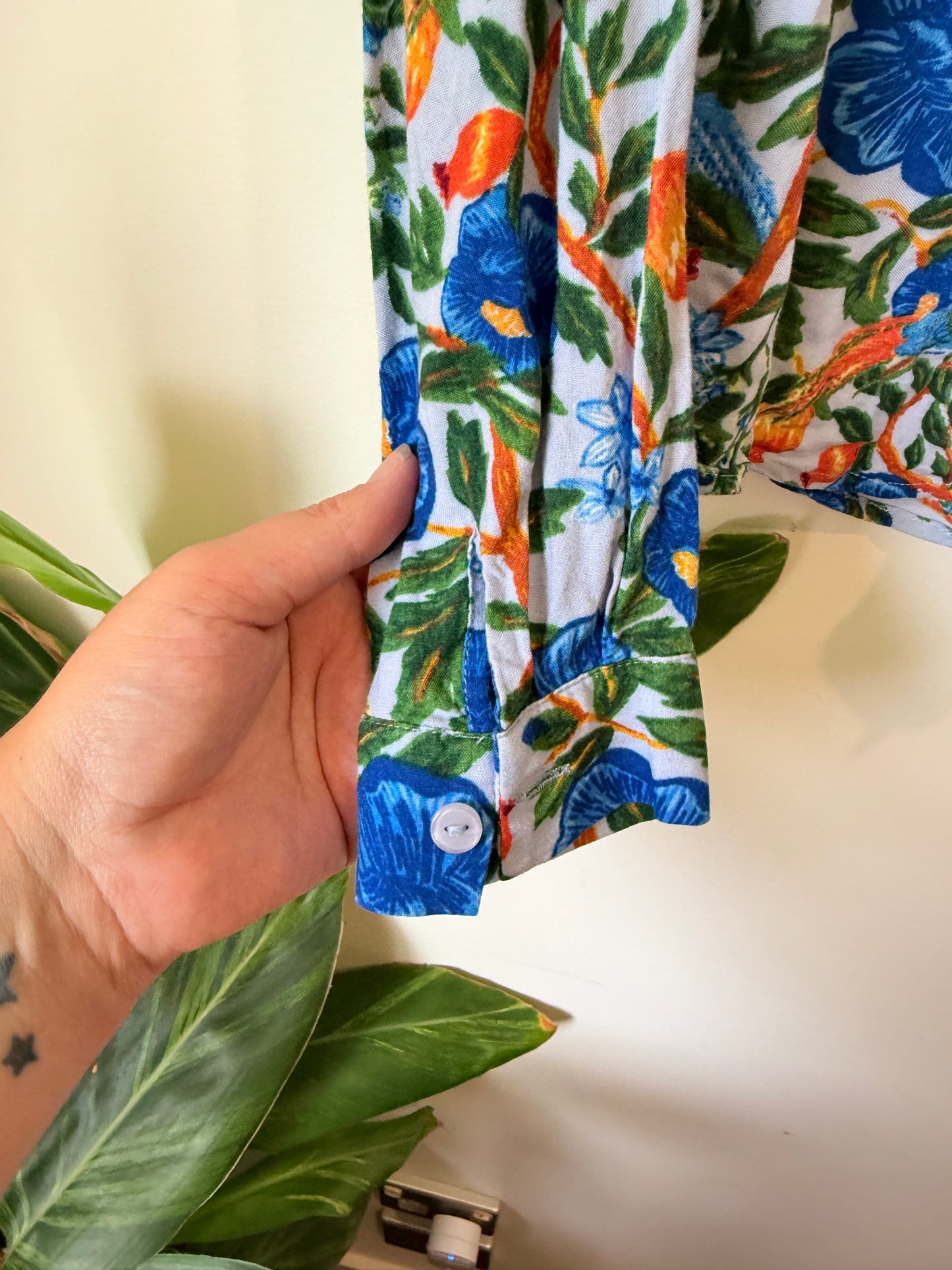 Monkl Size XS Floral Print Button-Up Long Sleeve Shirt
