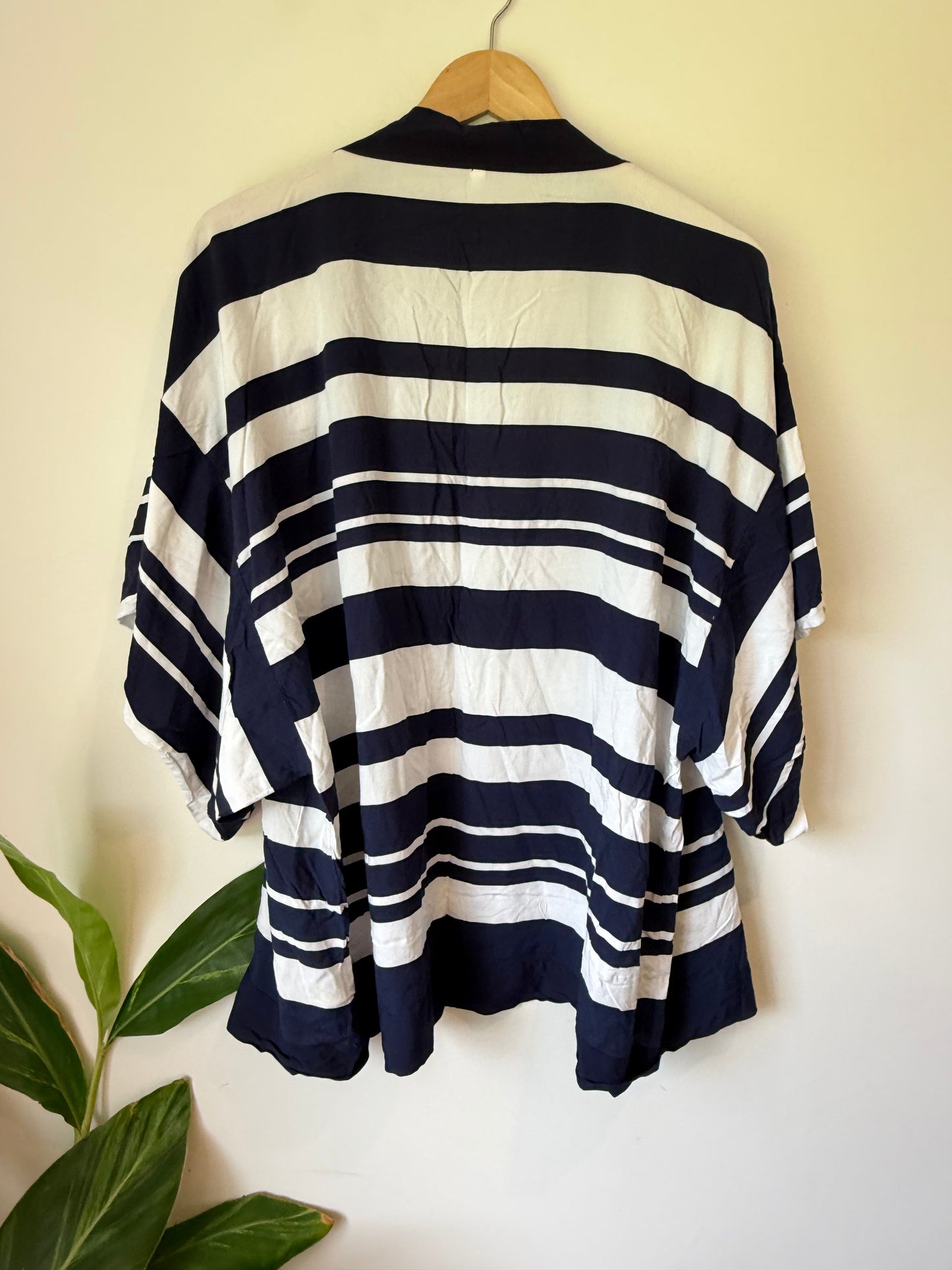 Seafolly Australia Size M Striped Lightweight Cover-Up