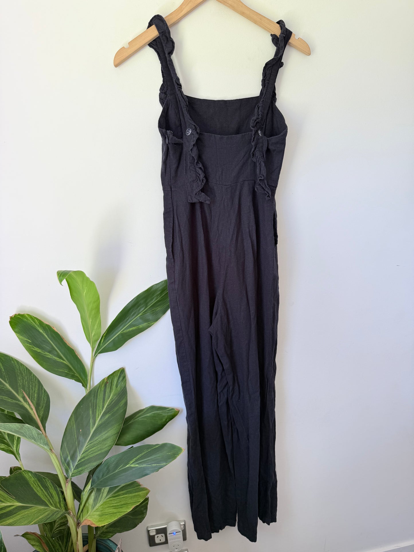 Glassons Size 6 Dark Blue Linen Blend Jump Suit.