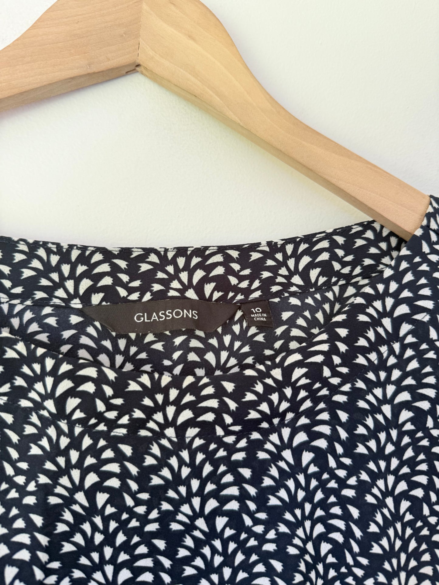 Glassons Size 10 Navy & White Sheer Blouse