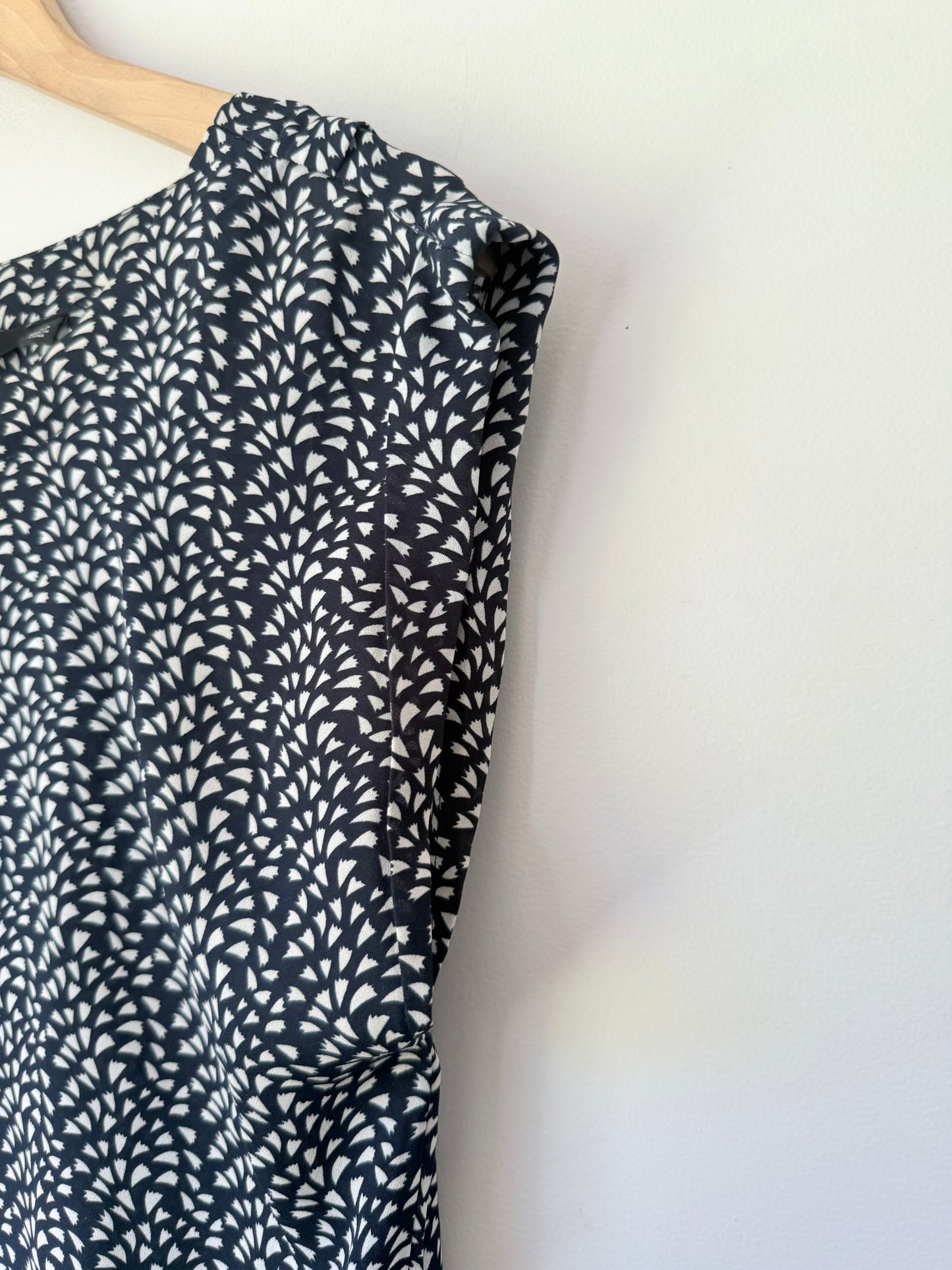 Glassons Size 10 Navy & White Sheer Blouse