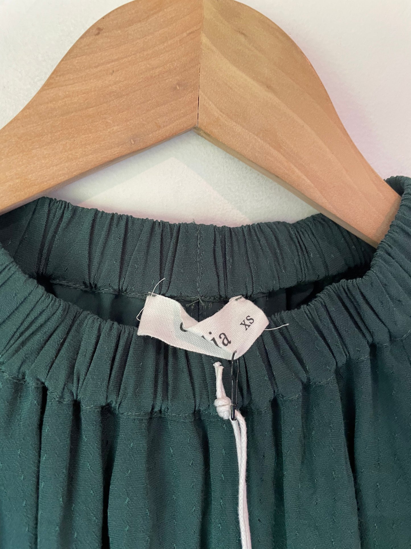 *Designer Clearance* et alia Size XS Miles Top