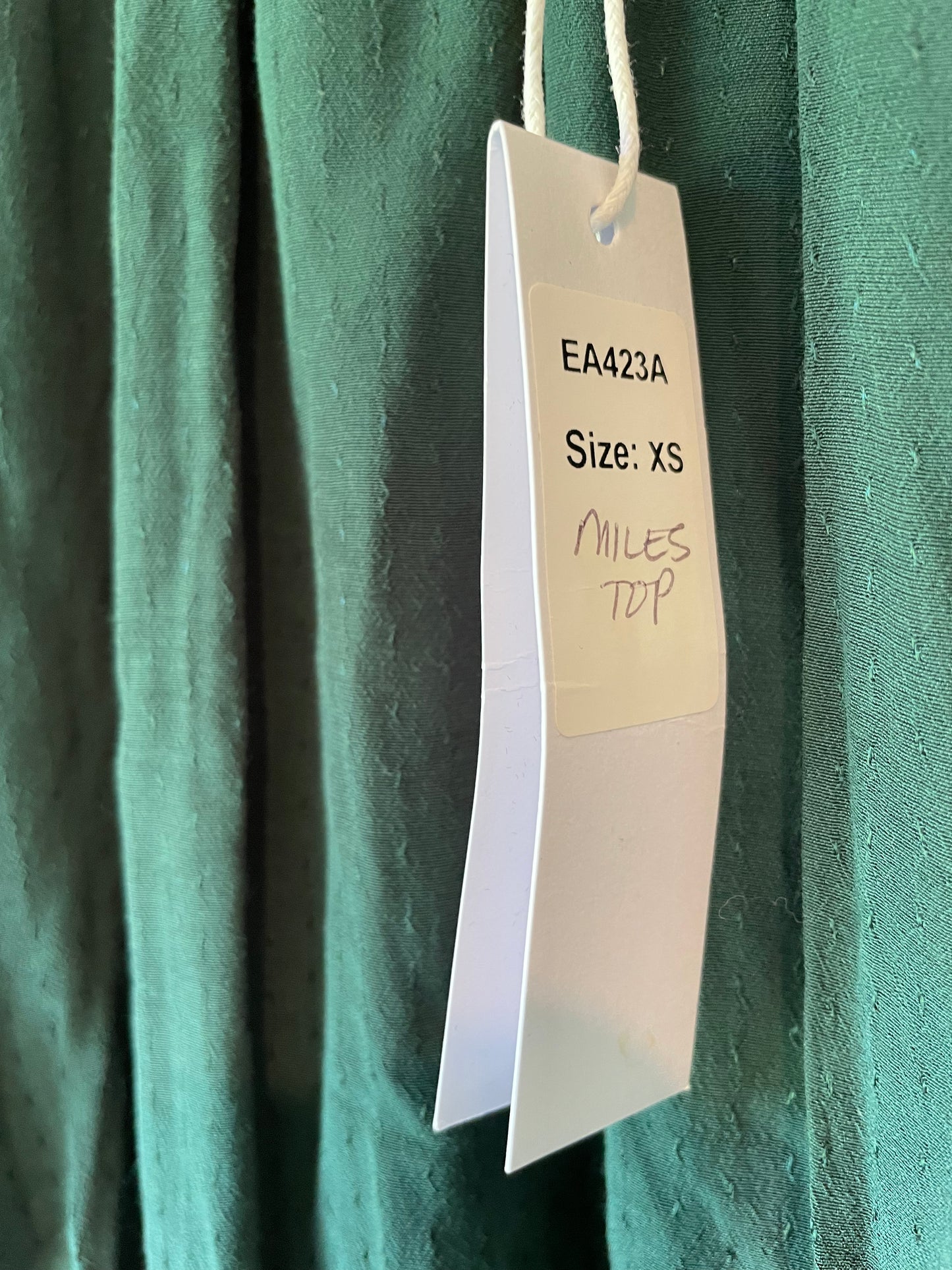 *Designer Clearance* et alia Size XS Miles Top