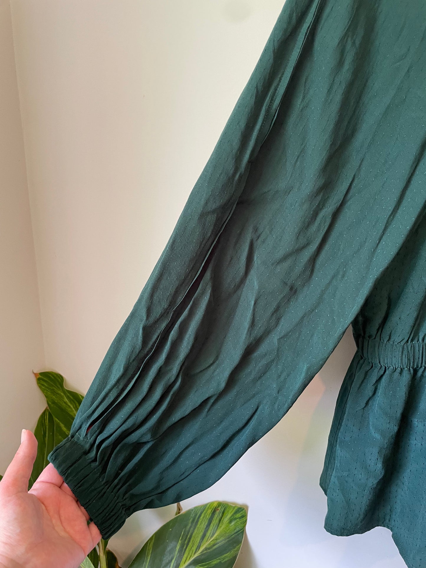 *Designer Clearance* et alia Size XS Miles Top