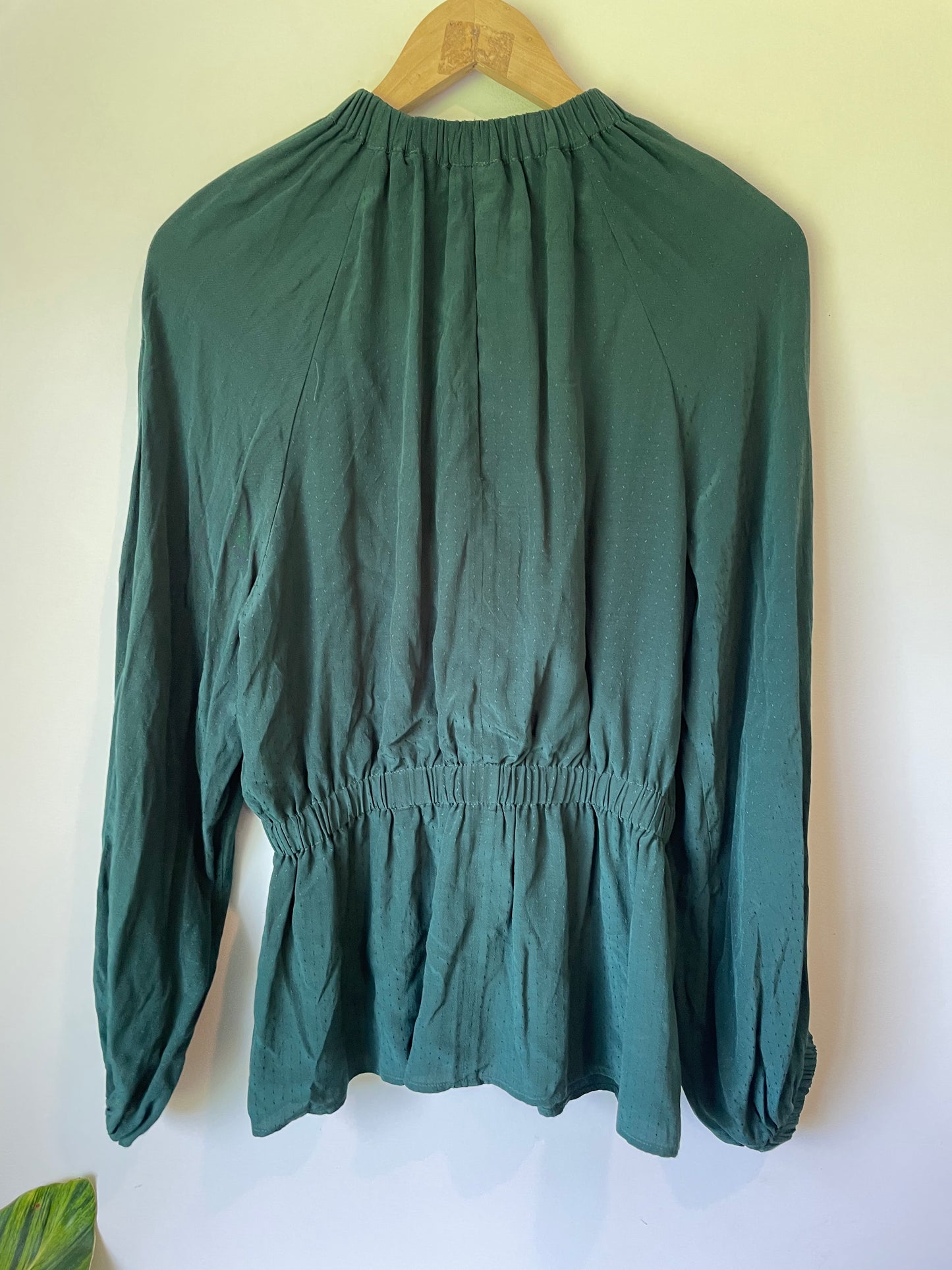 *Designer Clearance* et alia Size XS Miles Top