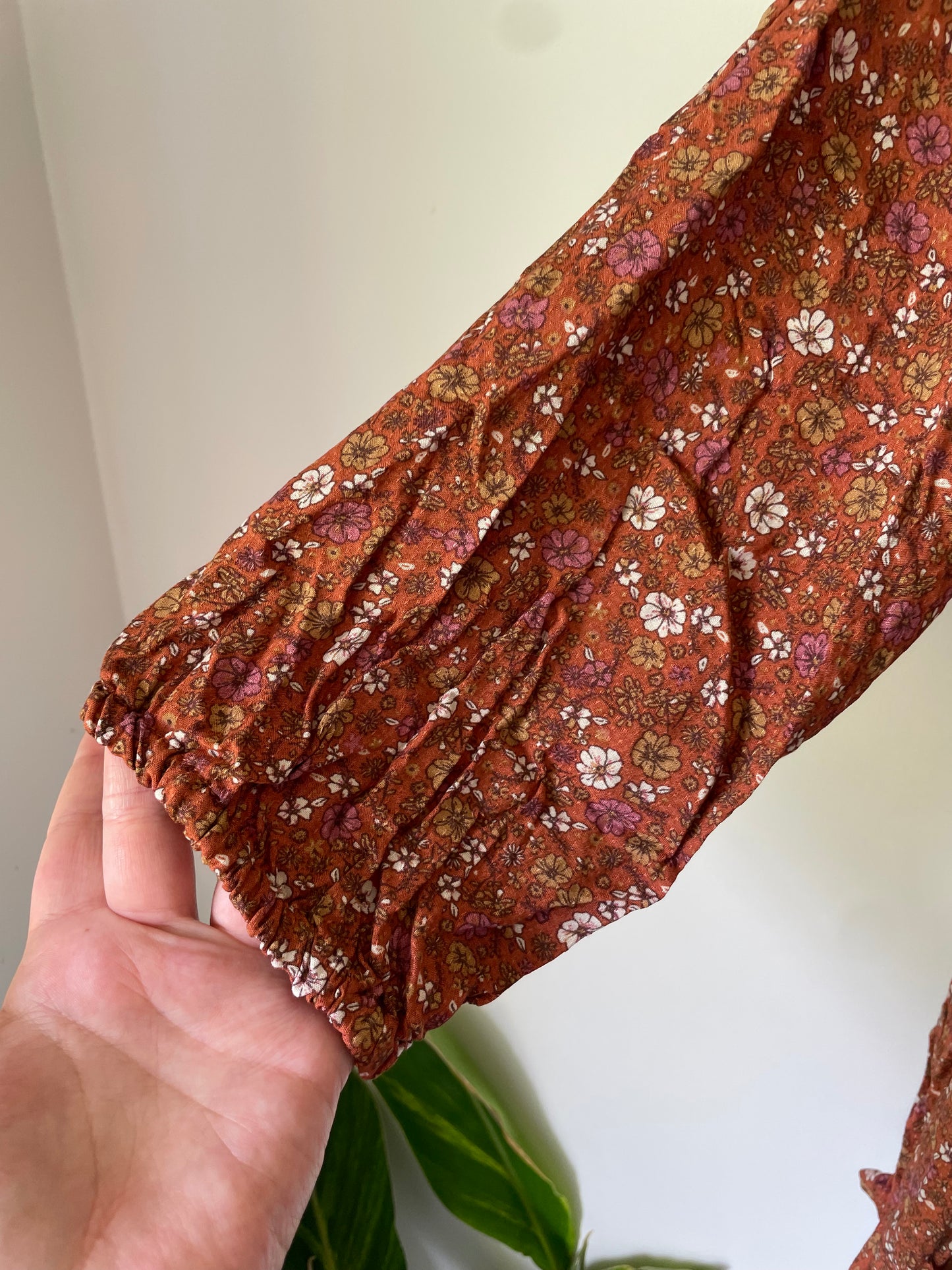 H&H Size 16 Floral Print Viscose Blouse RRP $25