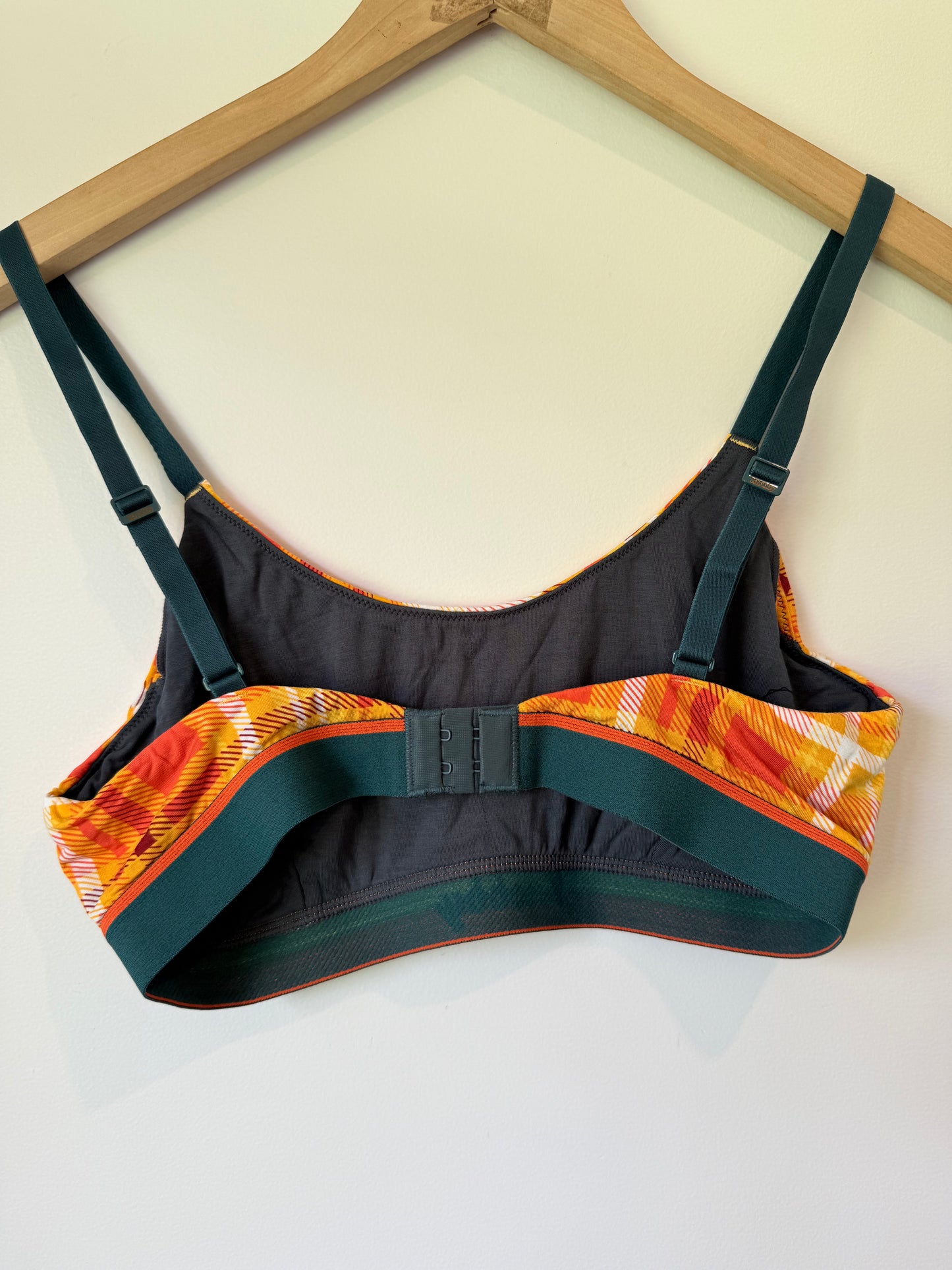 KNOBBY Good Undearneaths Size 12 Natura Bralette