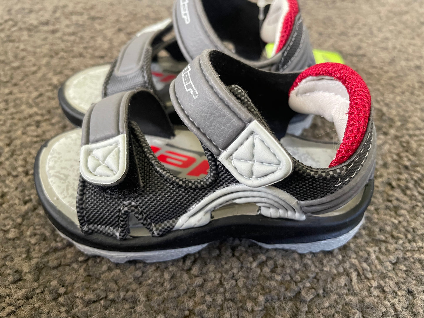 RIDER SANDALS Size 6 Rider K2 Comfort Baby Grey/Black