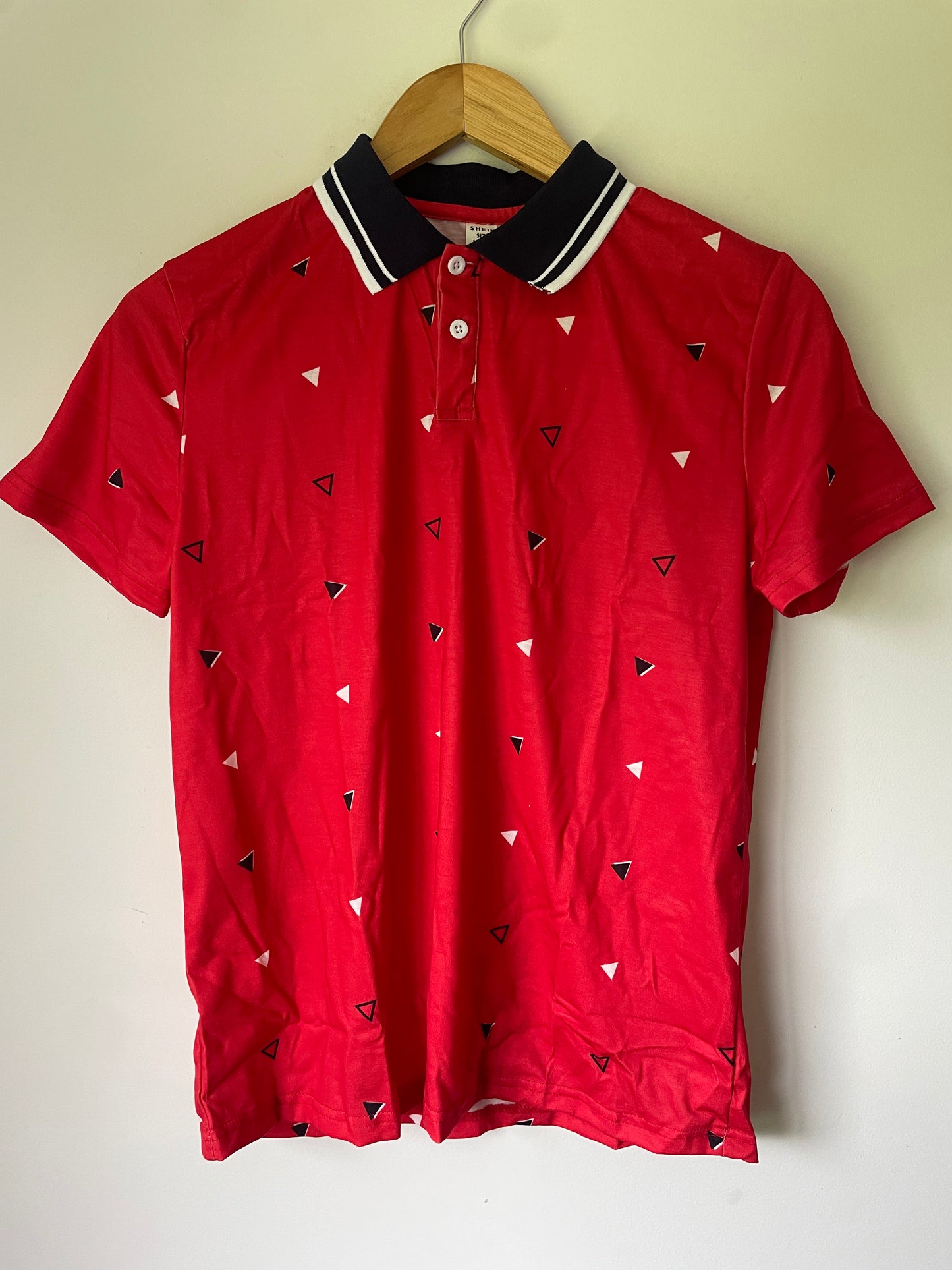 Shein Size 13-14y Red Polo Shirt with Triangular Print and Contrast Collar