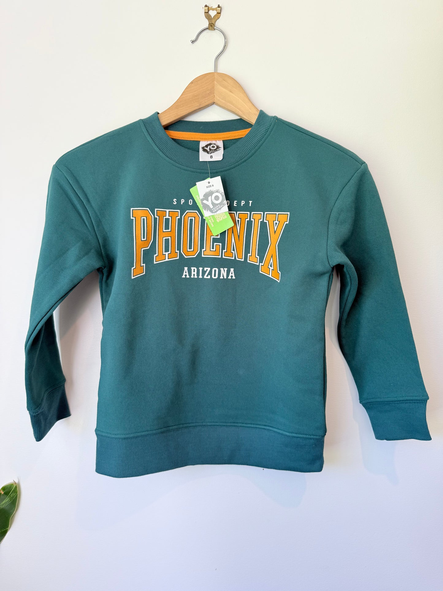 YO Young Original Size 8 Green Sweatshirt