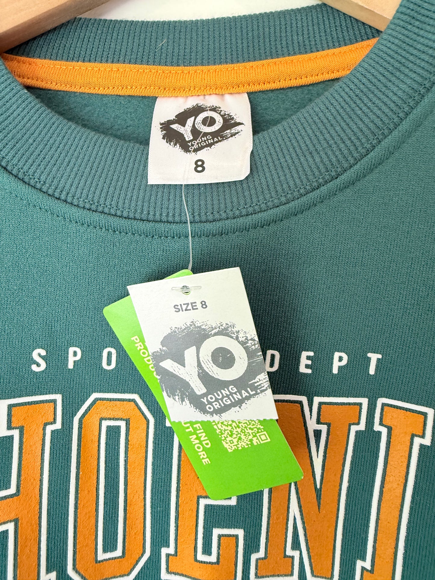 YO Young Original Size 8 Green Sweatshirt
