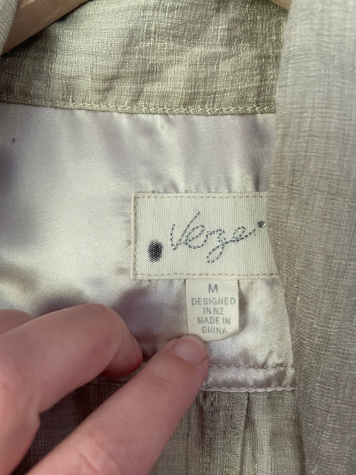 Verge Size M Linen Blend Sleeveless Jacket