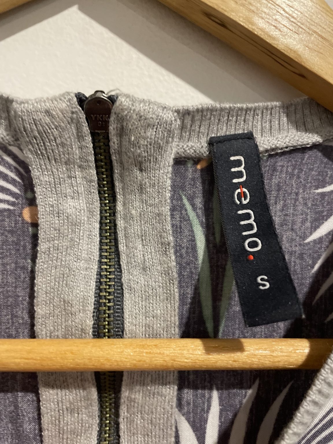 Memo Size S High Low Wool Knit Top