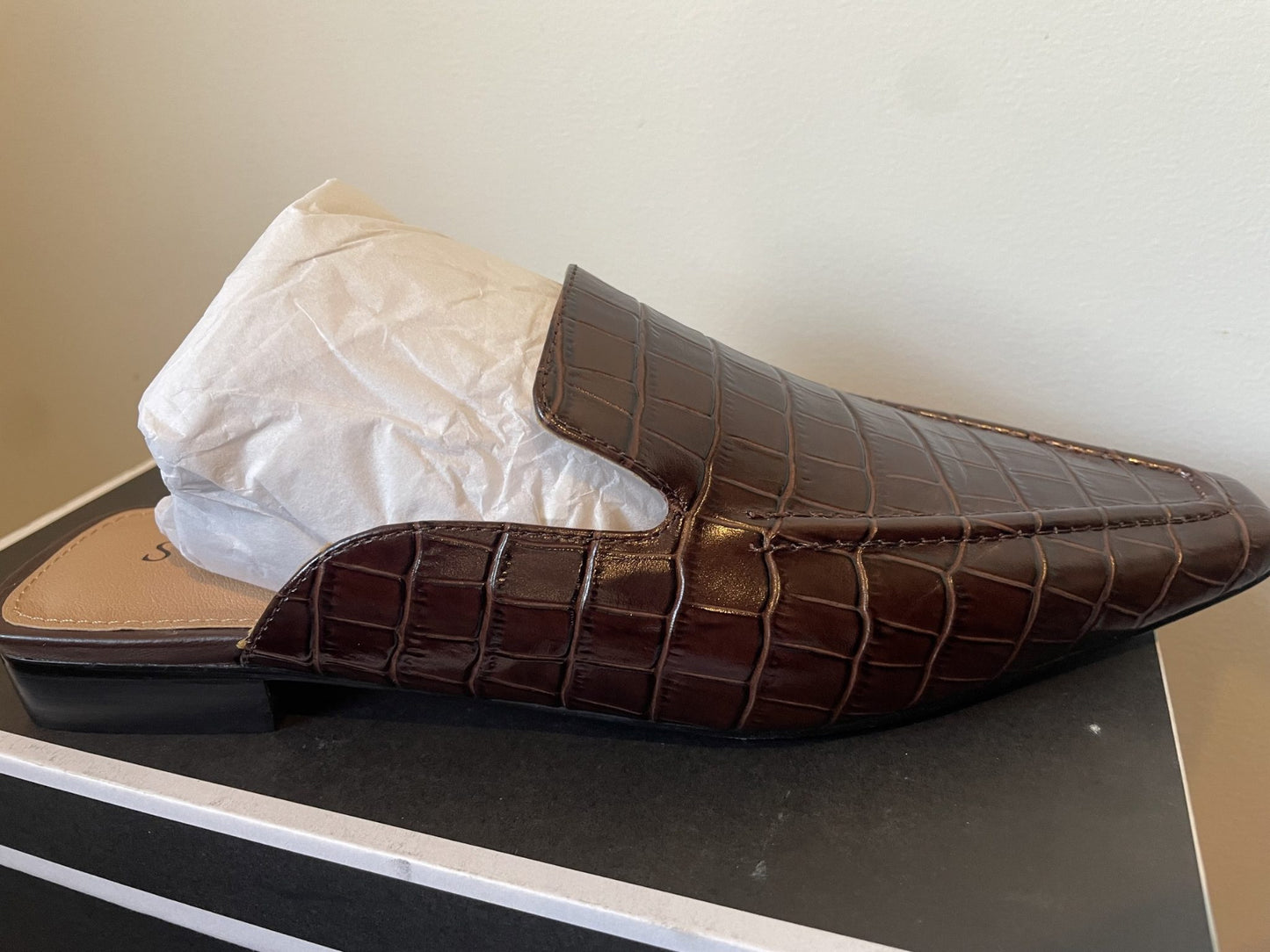 Skin Footwear Size 39 Choc Croc Mules