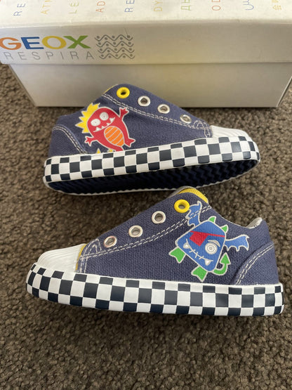 Brand New GEOX Respira Italian Sneakers - Infant 4.5