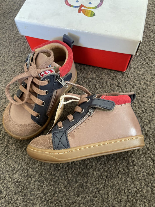 Brand New Shoo Pom French Leather Sneakers - Size 4 Infant