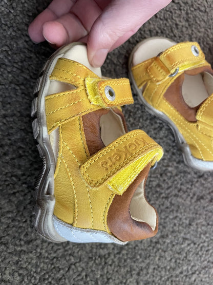 Brand New Kickers Leather Sandals - Size US 3 Infant