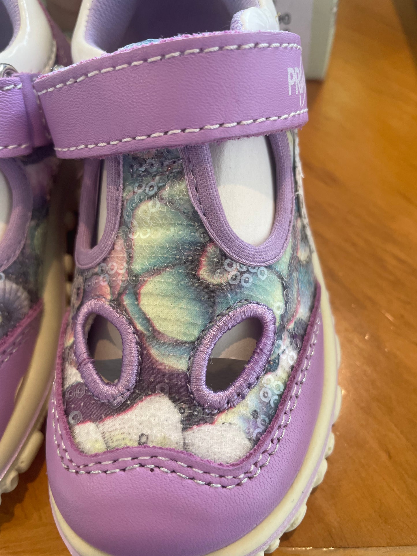 Brand New Quality Primigi Size 24 (US Infant 7) Italian Sandals