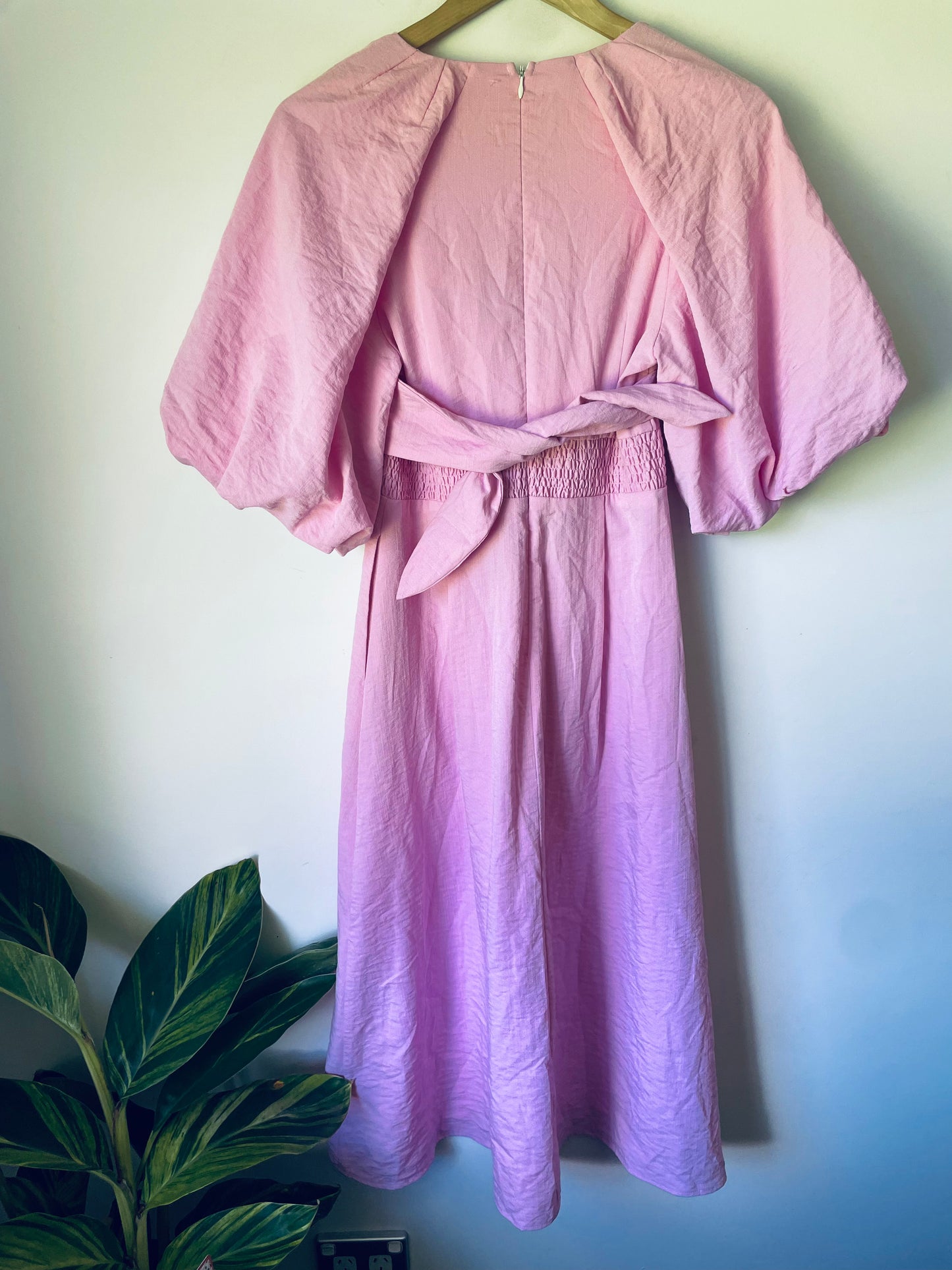 *B. New Cut Label Branded Clothing Clearance* BRAND UNKNOWN Size 8 Cross Front Maxi Dress