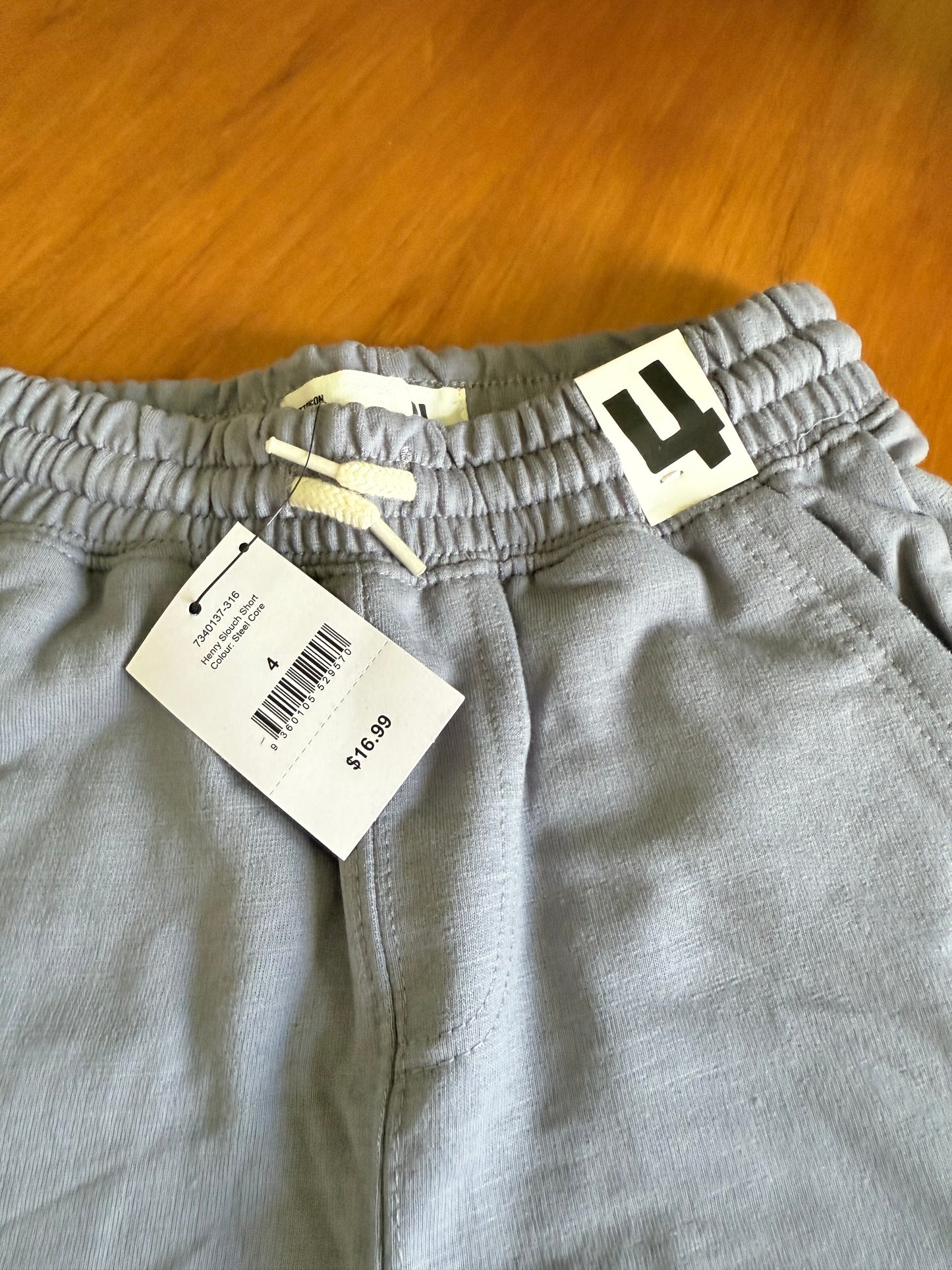 COTTON-ON KIDS Size 4 Henry Slouch Short in Steel Core RRP $16.99