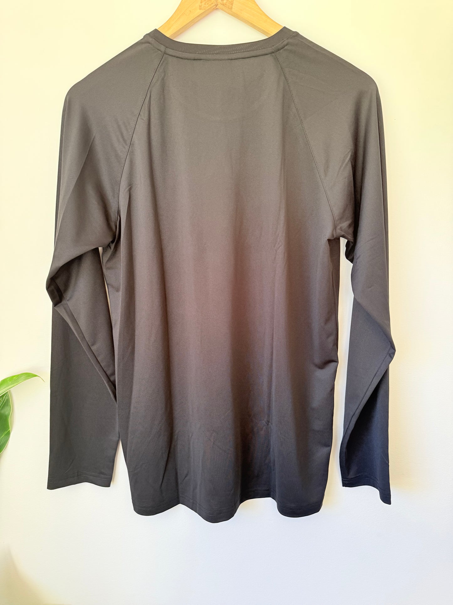 CLOKE Size S Adults Stadium LS Tee