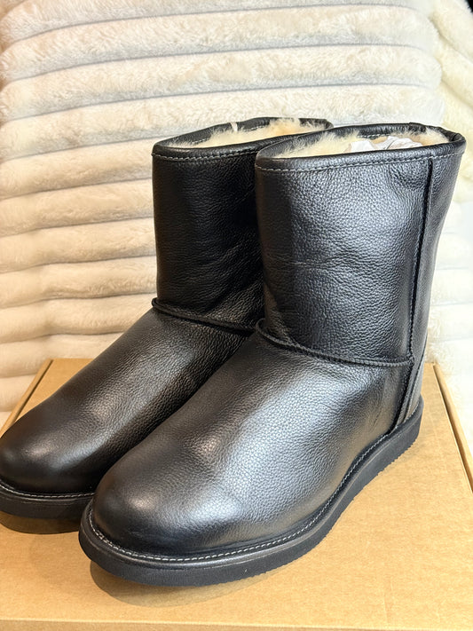 Keuzi US M7/W8 Black Sheepskin Boots