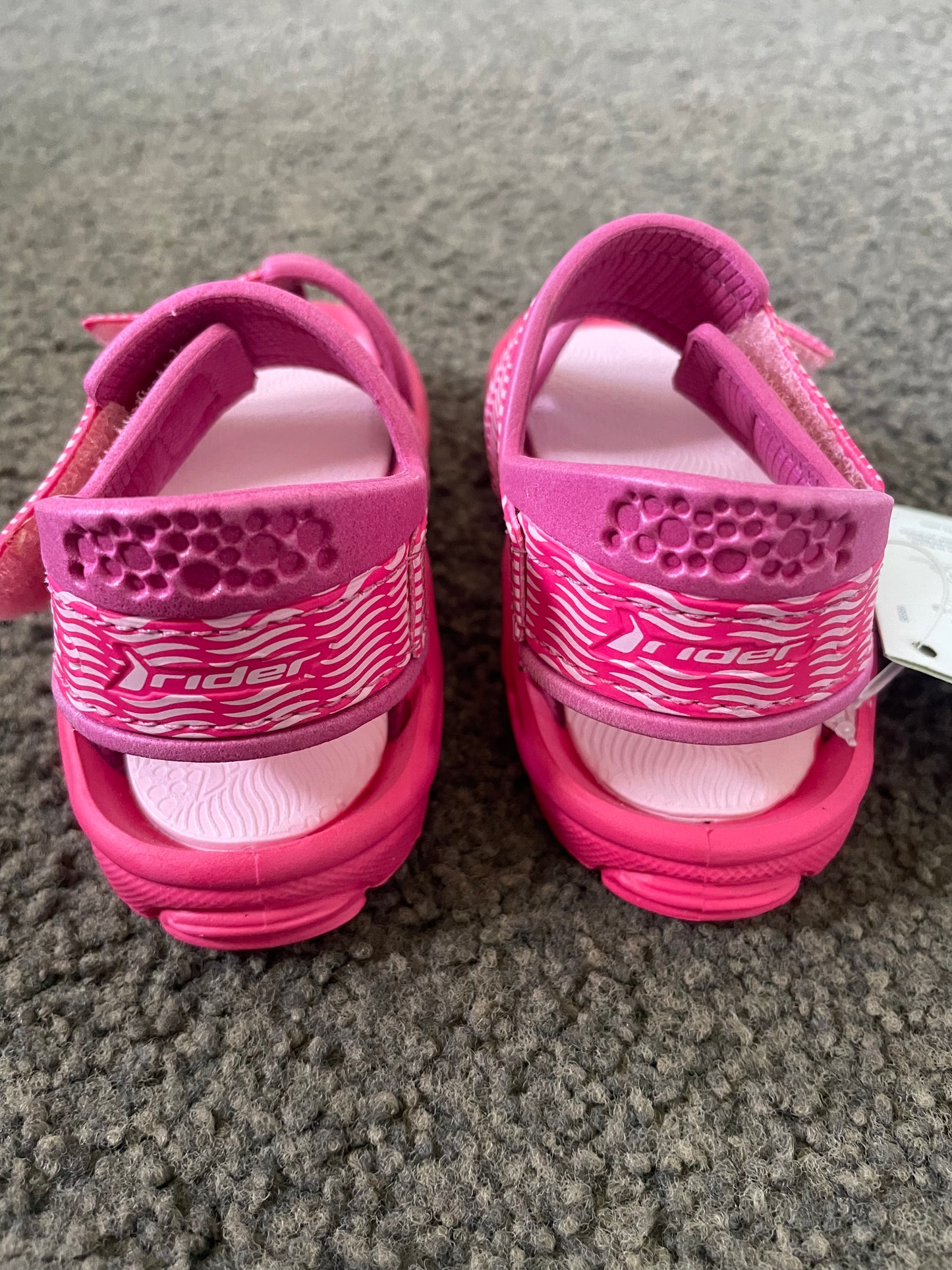RIDER SANDALS Size 10 Rider RS 2 III Baby Pink/Pink