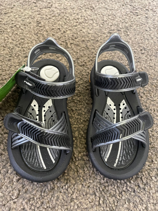 RIDER SANDALS Size 8 Rider Sand Games II Baby Black/Dark Grey