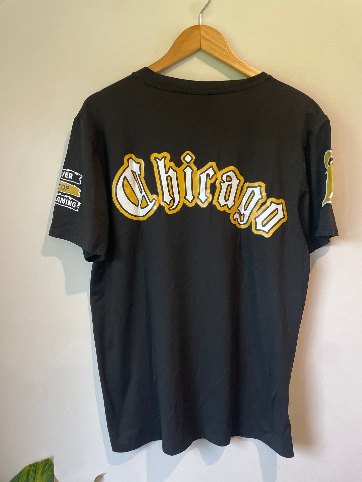 SHEIN Chicago Printed T-Shirt - Medium